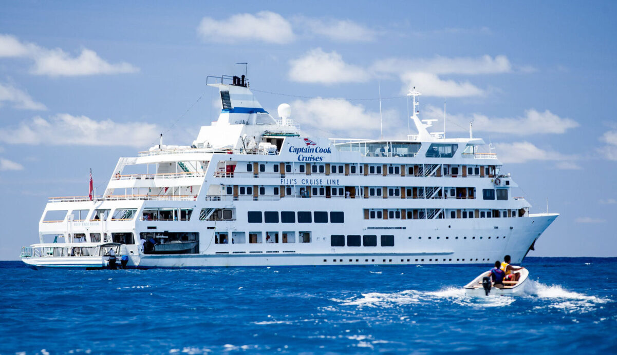 7 Night Yasawa And Mamanuca Island Cruise Hetal Holidays